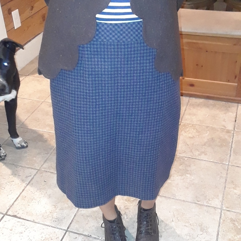 Wool skirt